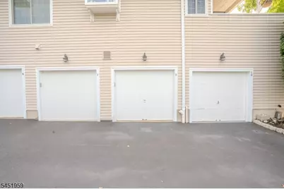 9 Evans Court, Bedminster Township, NJ 07921 - Photo 31