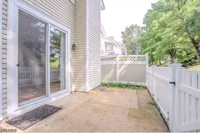 9 Evans Court, Bedminster Township, NJ 07921 - Photo 17