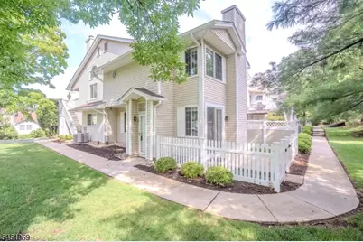 9 Evans Court, Bedminster Township, NJ 07921 - Photo 1