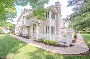 9 Evans Ct, Bedminster Township, NJ 07921 - Photo 1