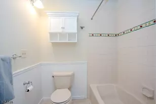 64 Sage Ct, Bedminster Township, NJ 07921 - Photo 21