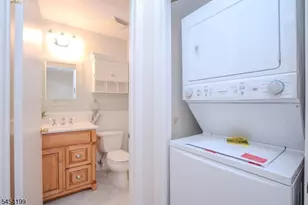 64 Sage Ct, Bedminster Township, NJ 07921 - Photo 25