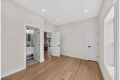 229 East Ln, Clark Township, NJ 07066 - Photo 19
