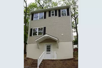 36 Jefferson Trl, Hopatcong, NJ 07843 - Photo 11