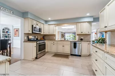 69 Vanderveer Ave, Somerville, NJ 08876 - Photo 9