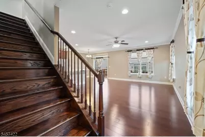33 Cortland Pl, Montgomery Township, NJ 08558 - Photo 9