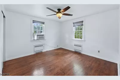 335 Dermody St, Roselle, NJ 07203 - Photo 9