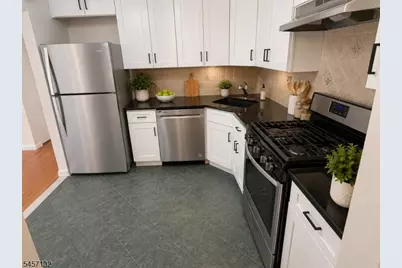 101 Reading Cir, Bridgewater, NJ 08807 - Photo 7