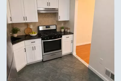 101 Reading Cir, Bridgewater, NJ 08807 - Photo 5