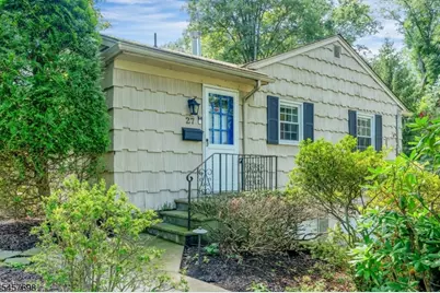 27 Stone Fence Rd, Allendale, NJ 07401 - Photo 33