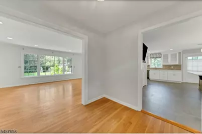 27 Stone Fence Rd, Allendale, NJ 07401 - Photo 9