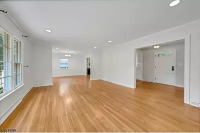 27 Stone Fence Rd, Allendale, NJ 07401 - Photo 11