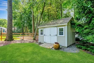 27 Stone Fence Rd, Allendale, NJ 07401 - Photo 37