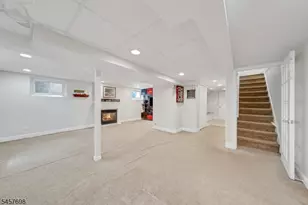 27 Stone Fence Rd, Allendale, NJ 07401 - Photo 27