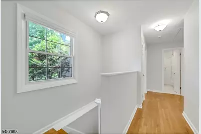 27 Stone Fence Rd, Allendale, NJ 07401 - Photo 19