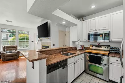 29 Pheasant Brook Court, Bedminster Township, NJ 07921 - Photo 5