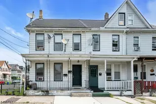 17 Railroad Ave, Phillipsburg, NJ 08865 - Photo 3