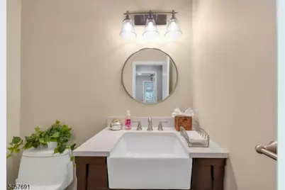 359 Hillview Ter, Franklin Lakes, NJ 07417 - Photo 23