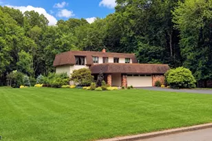 359 Hillview Terrace, Franklin Lakes, NJ 07417 - Photo 1