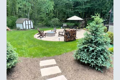 359 Hillview Ter, Franklin Lakes, NJ 07417 - Photo 3