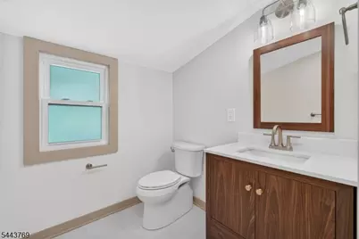 15 Elberta Rd, Maplewood, NJ 07040 - Photo 41