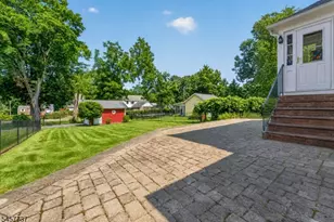 31 Frederick St, Morristown, NJ 07960 - Photo 3