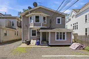 82 Maple Ave, Morristown, NJ 07960 - Photo 17