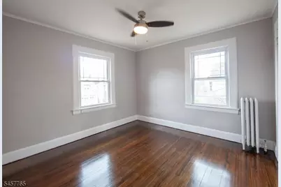 34 Willow St, Glen Ridge, NJ 07028 - Photo 7