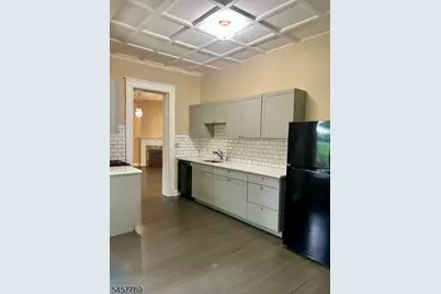 87 W Clinton St Abc #1, Dover, NJ 07801 - Photo 5
