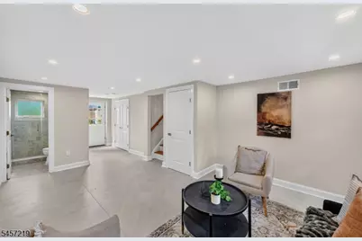 15 Haussler Ter, Clifton, NJ 07013 - Photo 19