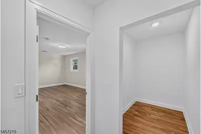 15 Haussler Ter, Clifton, NJ 07013 - Photo 31
