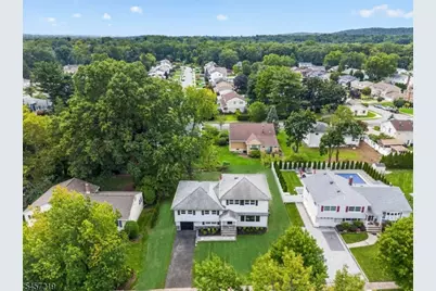 15 Haussler Ter, Clifton, NJ 07013 - Photo 3