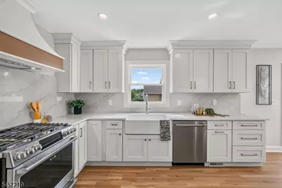 15 Haussler Ter, Clifton, NJ 07013 - Photo 17