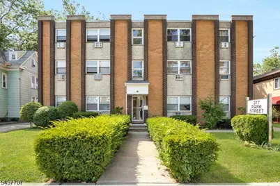 377 Park St, Hackensack, NJ 07601 - Photo 1