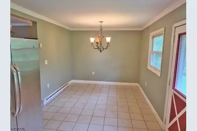 7 Jeanette Ln, Holland Township, NJ 08848 - Photo 3