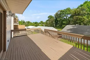 222 Eagle Rock Ave, Roseland, NJ 07068 - Photo 23