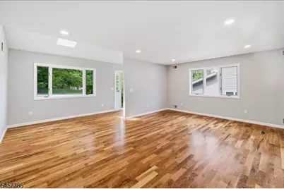 222 Eagle Rock Ave, Roseland, NJ 07068 - Photo 3