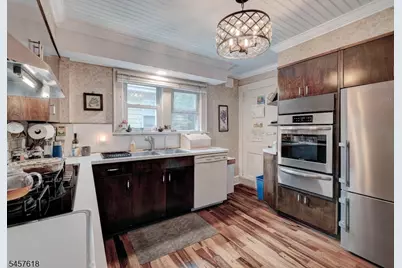 674 Eagle Rock Ave, West Orange Township, NJ 07052 - Photo 11