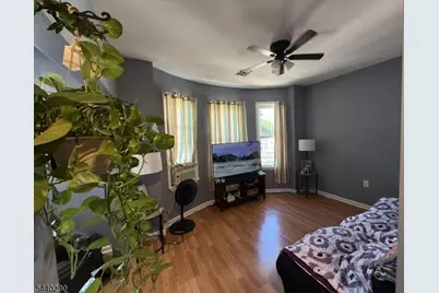 20 Montrose Ter, Irvington, NJ 07111 - Photo 3