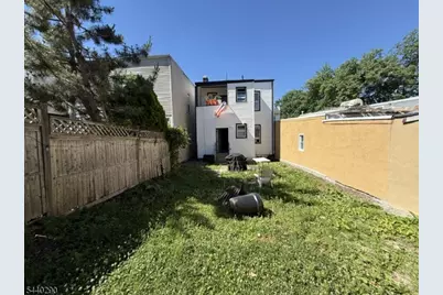 20 Montrose Ter, Irvington, NJ 07111 - Photo 29