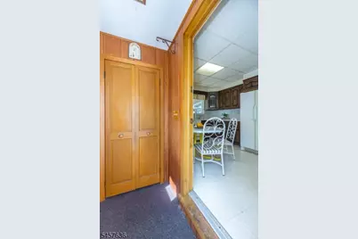 149 Anderson Pkwy, Cedar Grove, NJ 07009 - Photo 9