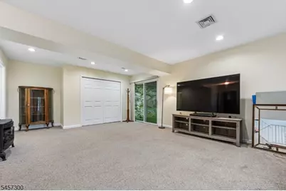 84 Fairlawn Dr, West Milford, NJ 07421 - Photo 23
