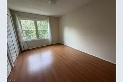 33 Baldwin Ct, Bernards Township, NJ 07920 - Photo 7