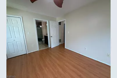 33 Baldwin Ct, Bernards Township, NJ 07920 - Photo 11