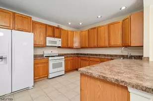 32 Havenhill Rd, Hardyston Township, NJ 07419 - Photo 15