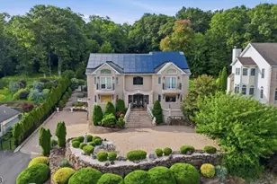 37 Mountainwood Ct, Totowa, NJ 07512 - Photo 3