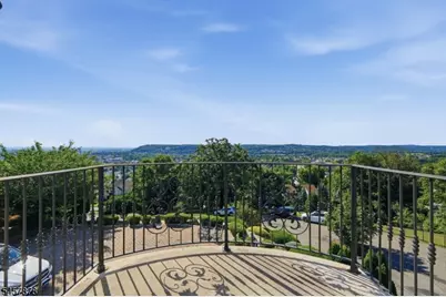 37 Mountainwood Ct, Totowa, NJ 07512 - Photo 25