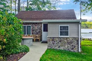 37 Smith St, Hope Township, NJ 07825 - Photo 3