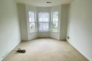 40 Black Bear Ct, Hardyston Township, NJ 07419 - Photo 3
