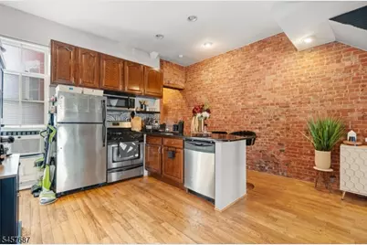 72 Columbia St, Newark, NJ 07102 - Photo 5